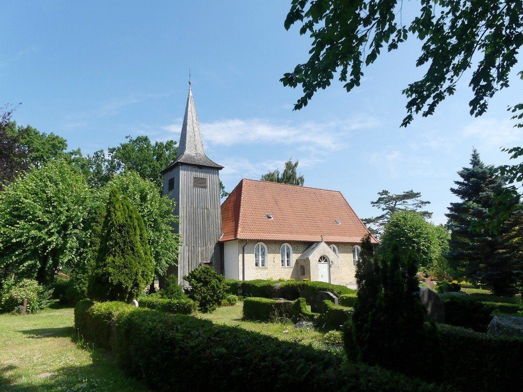 Die Schifferkirche am Ortsende von Arnis, Juni 2020 Schifferkirche in Arnis, 2020