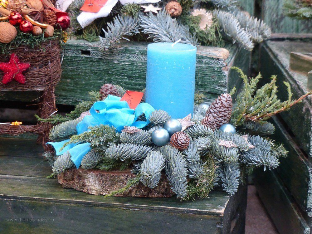 Wintergesteck in eisblau, 2019