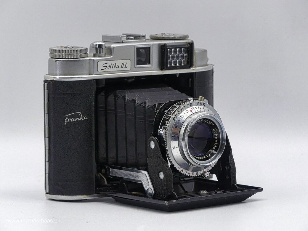 Franka Solida II L, 6x6 Rollfilmkamera Franka Solida II L , 6x6 cm Rollfilm