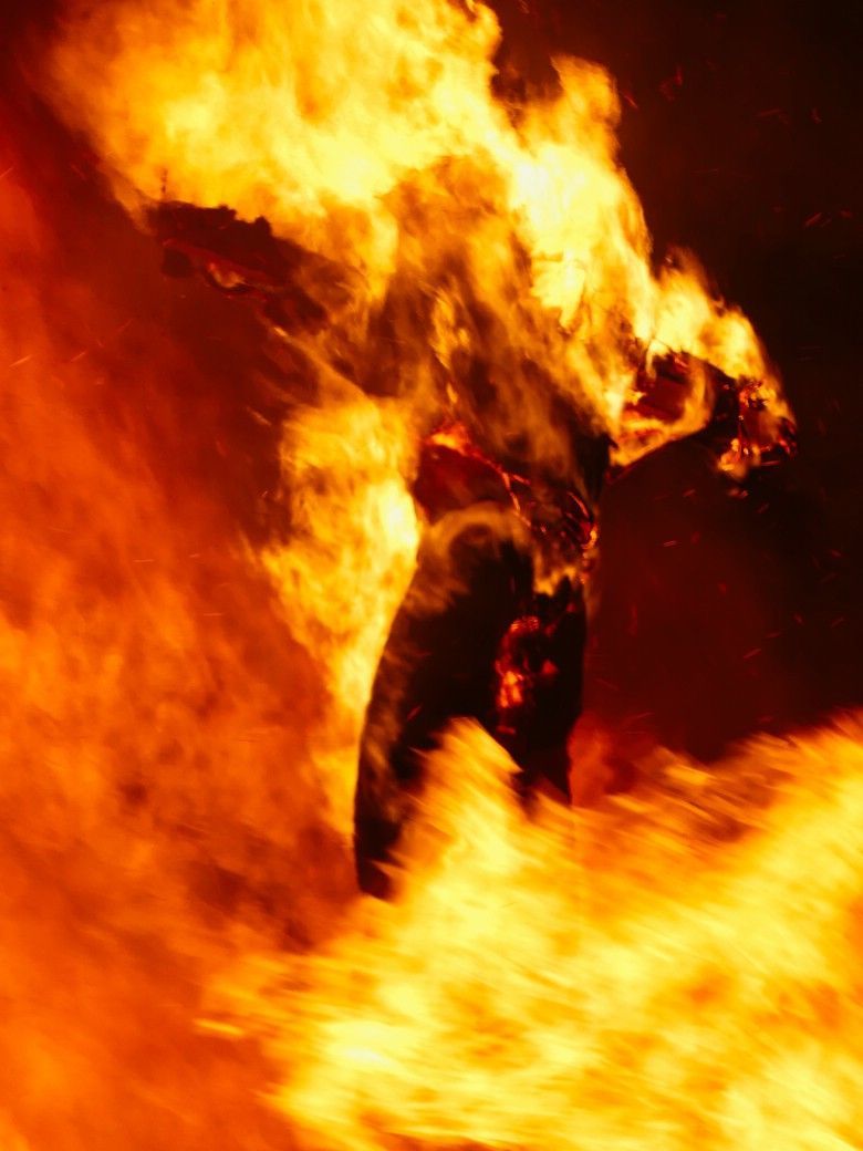 Die Hexe (m/w/d) brennt... - Funkenfeuer 2025 Die Hexe (m/w/d) brennt... - Funkenfeuer 2025