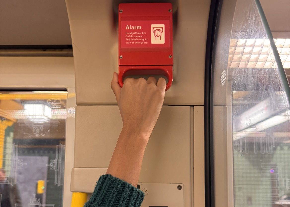 Alarmgriff für Notsituation in der Berliner U-Bahn (Quelle: BVG)