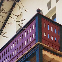 Rückbau bei Hausaufstockung, Holzfassaden und Balkone, Dachbodenausbau und Holzböden – alles aus einer Hand