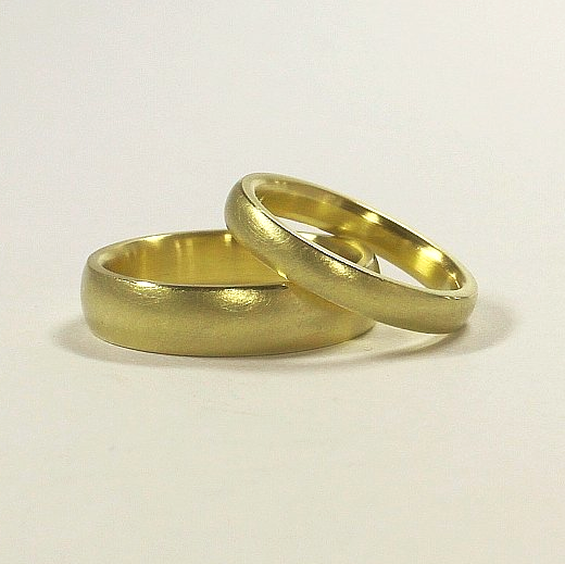 Trauringe, Eheringe Gelbgold, matt, feinmattiert