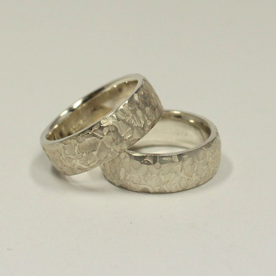 Trauringe, Eheringe Silber, grobe Struktur