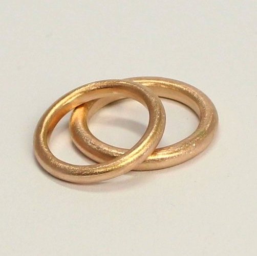 Trauringe, Eheringe aus Rosegold, Profil rund