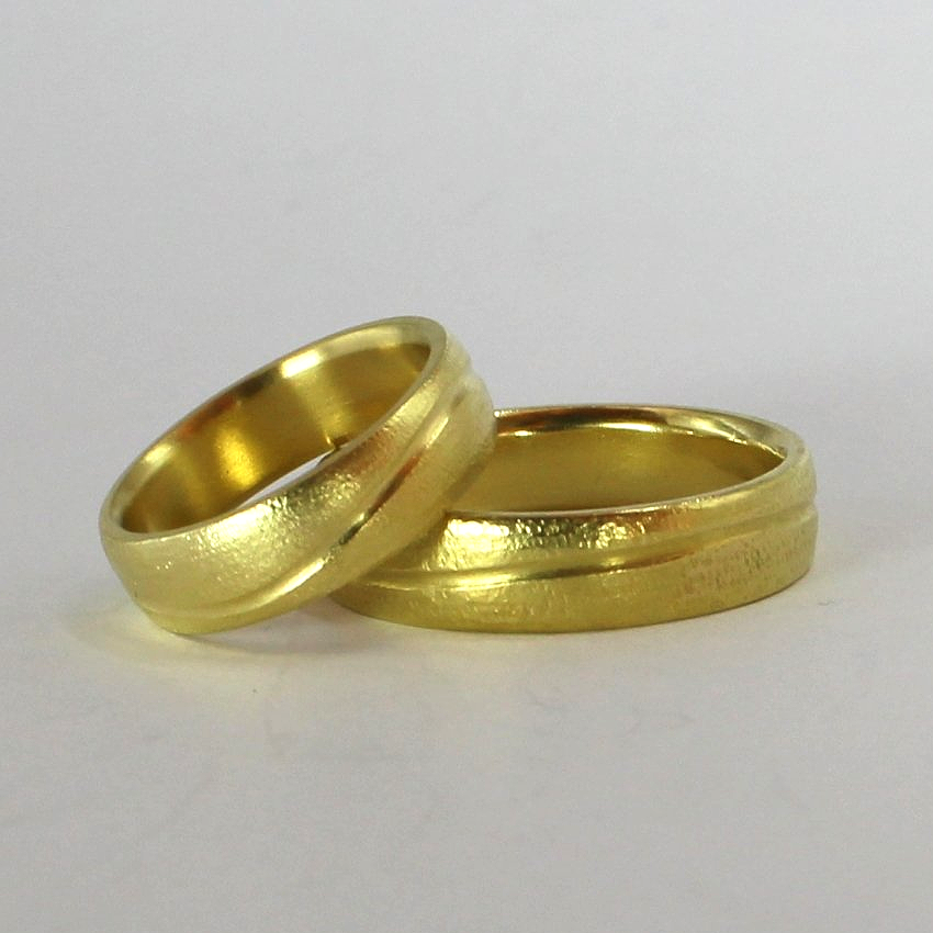 Trauringe, Eheringe Gelbgold Struktur