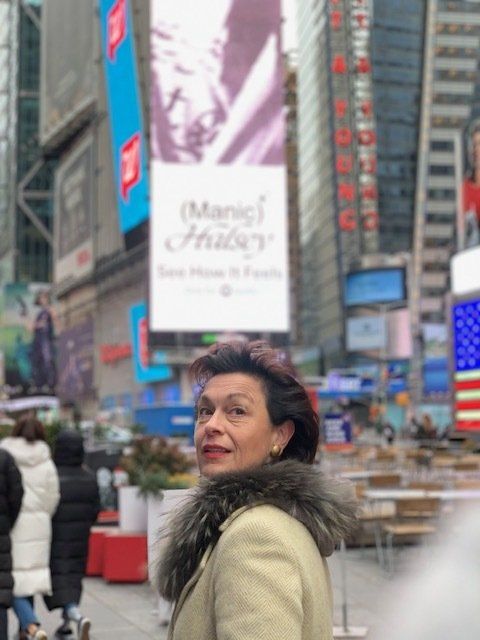 Özel kürk süslemeli saf kaşmir örgü kapüşonlu sweatshirt Kürk süslemeli kaşmir kapüşonlu sweatshirt