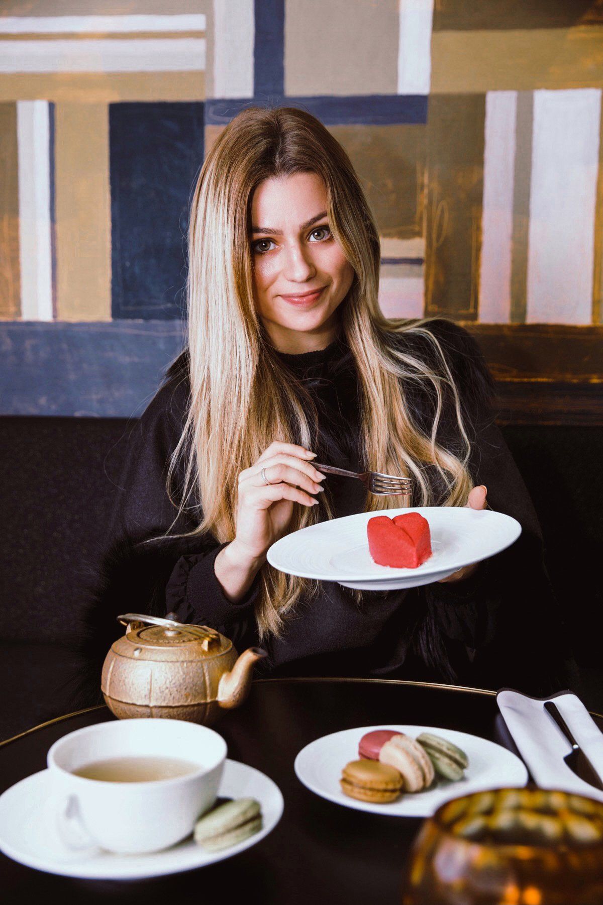 Mankiety z futra, norki, futro, handmade, lyfestyle, ekskluzywność, ekskluzywne futra, ekskluzywne futro, futro z norek