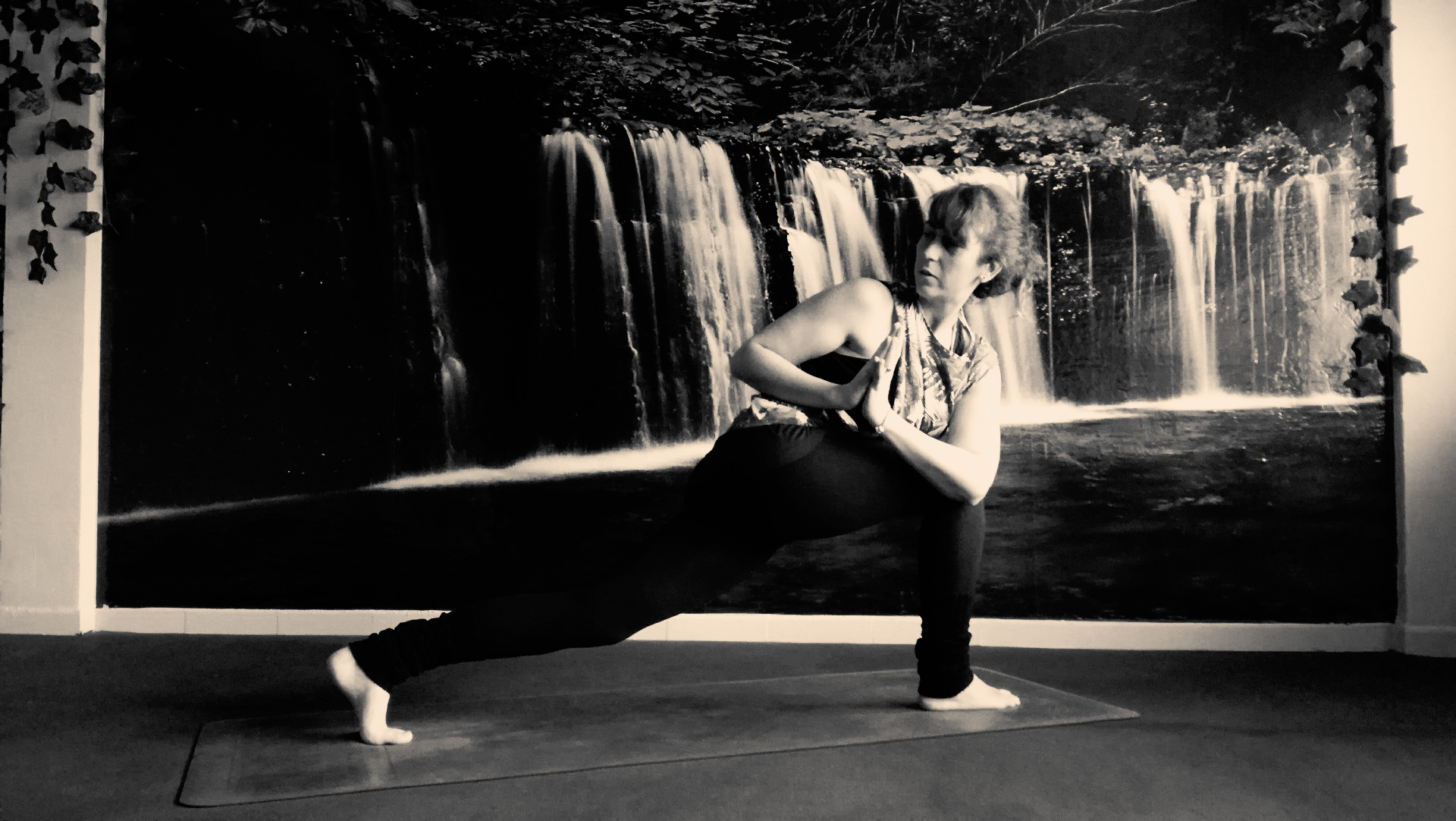 Eva de AimYoga, bienestar y salud integral en Collado Villalba