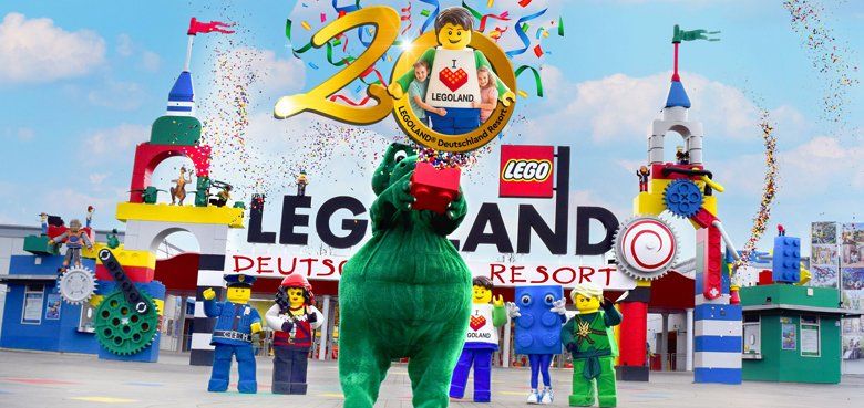 20 Jahre LEGOLAND Deutschland 2022. Das LEGOLAND Deutschland wird 20 und feiert mit seinen Gästen die ganze Saison hindurch seinen Geburtstag.
