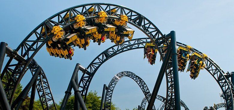 Alton Tower The Smiler Alton Tower The Smiler mit 14 Inversionen.