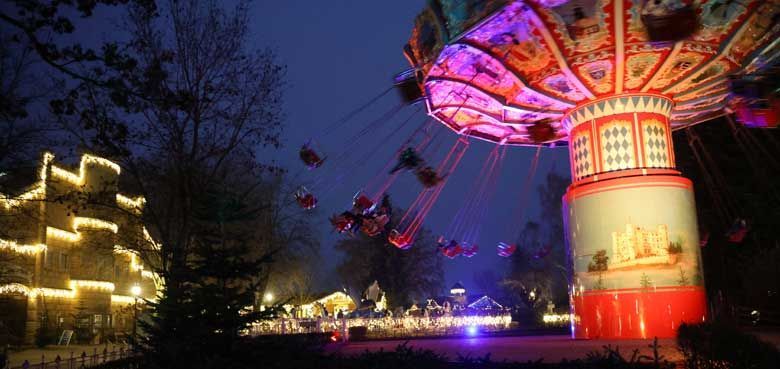 Bayern Park Bayern Park Kettenkarussell in der Winterzeit