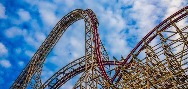 Zadra - die größte Hybrid Holzachterbahn der Welt. Zadra - die größte Hybrid Holzachterbahn der Welt.