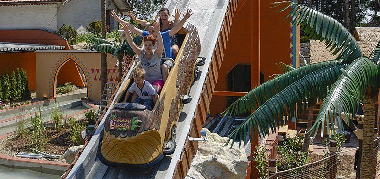 MAMI Wata im Afrikanischen Themenbereich MAMI WATA die Wasserattraktion die im Sommer für Abkühlung sorgt