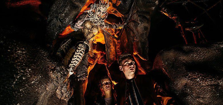 Horror Nights Traumatica im Europa-Park zur Halloweenzeit. Europa-Park Horror Nights Traumatica findet 2024 wieder statt