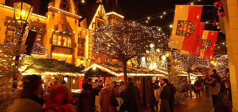 Europa-Park Rust Weihnachtsmärkte Europa-Park Weihnachtsmarkt in der Deutschen Allee.