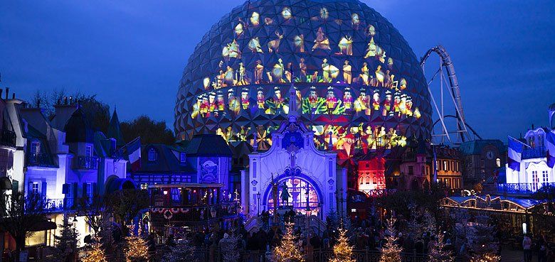 Am Abend sich die Besucher dann von der „Micaculeux – Mapping Show“ begeistern lassen. Am Abend können sich die Besucher dann von der „Micaculeux – Mapping Show“ begeistern lassen