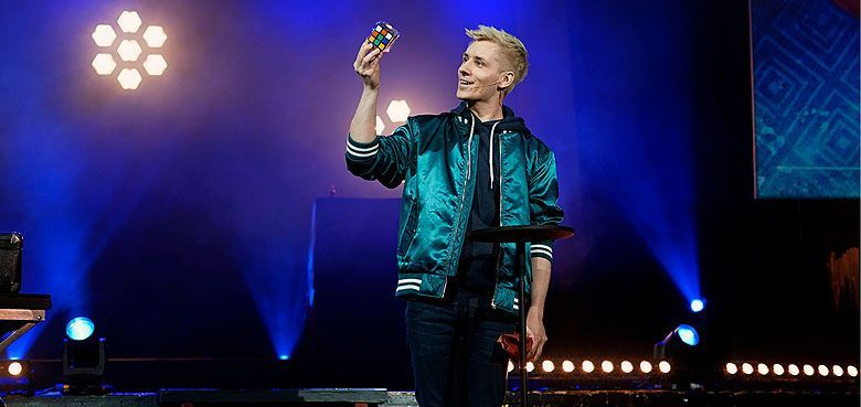 Die Magier Mellow Magic und Till Frömmel wieder auf der großen Bühne.. Die Magier Mellow Magic und Till Frömmel wieder auf der großen Bühne im FORT FUN.