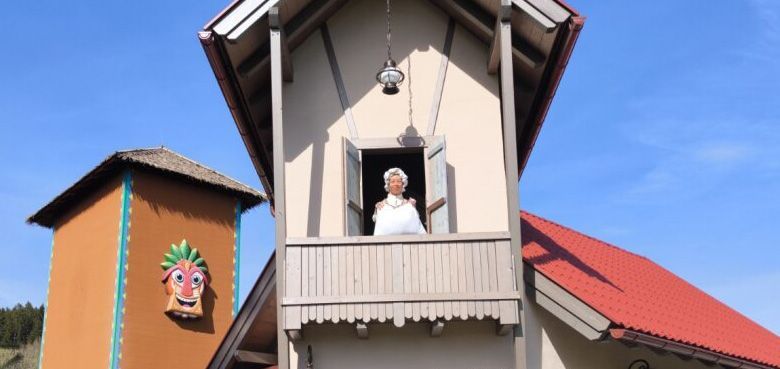 FANTSIANA Kapelle Eine Kapelle zur inneren Einkehr wird gebaut.