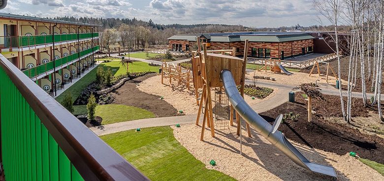 Waldabenteuer Lodge Neu 2024. Die Waldabenteuer Lodge im LEGOLAND Feriendorf ist eingebettet inmitten der Natur.