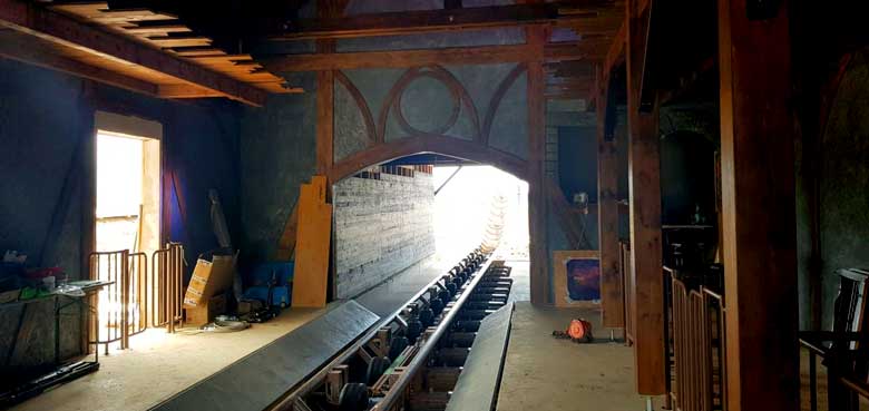 Multi-Launch-Coaster mit 5 Beschleunigungen im Erlebnispark FANTASIANA Multi-Launch-Coaster mit 5 Beschleunigungen im Erlebnispark Fantasiana