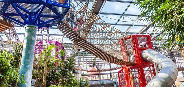 PLAYMOBIL FunPark Zirndorf Playmobil-FunPark Egal ob Regen, Schnee oder Wind - im HOB Center kann immer gespielt werden