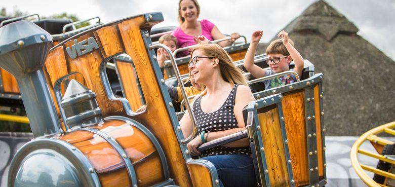 Skyline Park -Der „Flotte-Otto“ Die Achterbahn für die ganze Familie Skyline Park -Der „Flotte-Otto“ Die Achterbahn für die ganze Familie