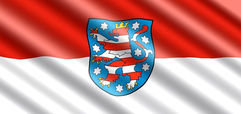 Multimedia-Show mit Tanz und Akrobatik Jung und Alt können sich von Tanz und Akrobatik auf der Piazza des Hotels „Colosseo“ verzaubern lassen.