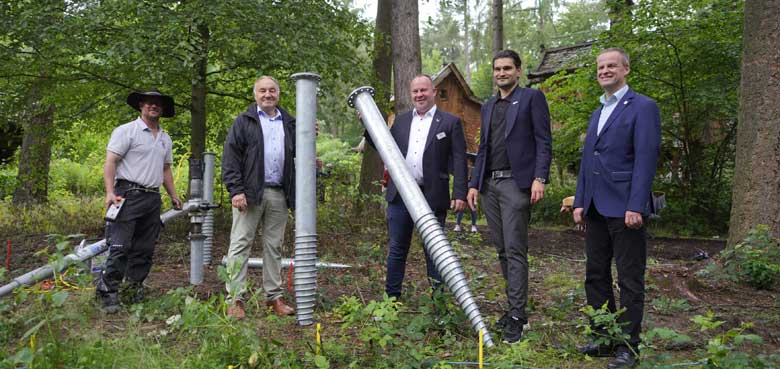 40 neue Baumhäuser für den Erlebnispark Tripsdrill. Erlebnispark Tripsdrill bau 40 neue Baumhäuser.