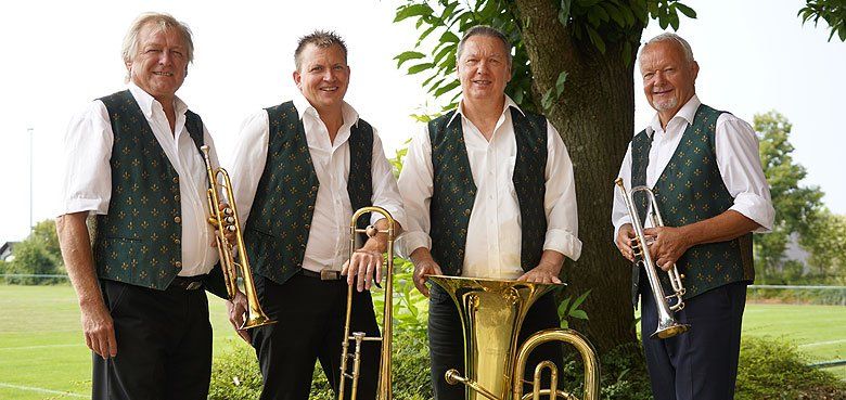 Volksfeststimmung in Tripsdrill. Volksfeststimmung in Tripsdrill.