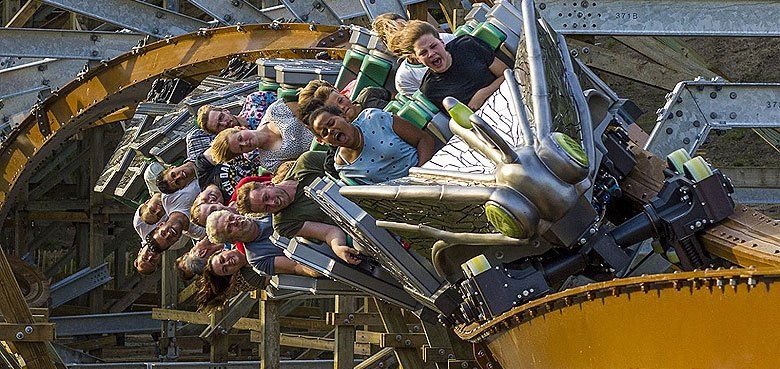 Walsibi Holland - Untamed Walibi Holland Untamed ist Europas erster Hyprid Coaster.