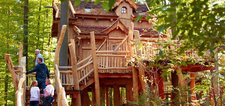 Erlebnispark Tripsdrill Erlebnispark Tripsdrill mit über 100 originellen Attraktionen für die ganze Familie.