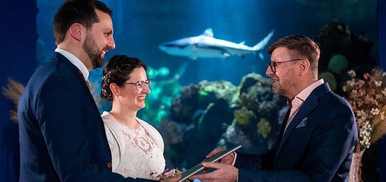 Heiraten unter Wasser in SEA LIFE Timmendorfer Strand Heiraten unter Wasser in SEA LIFE Timmendorfer Strand ist ab sofort möglich.