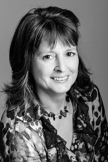 Carol Lefebvre, artiste, créatrice de vitraux modernes, abstraits, figuratifs, en technique Tiffany et traditionnelle Carol Lefebvre, artiste, créatrice de vitraux modernes, abstraits, figuratifs, en technique Tiffany et traditionnelle