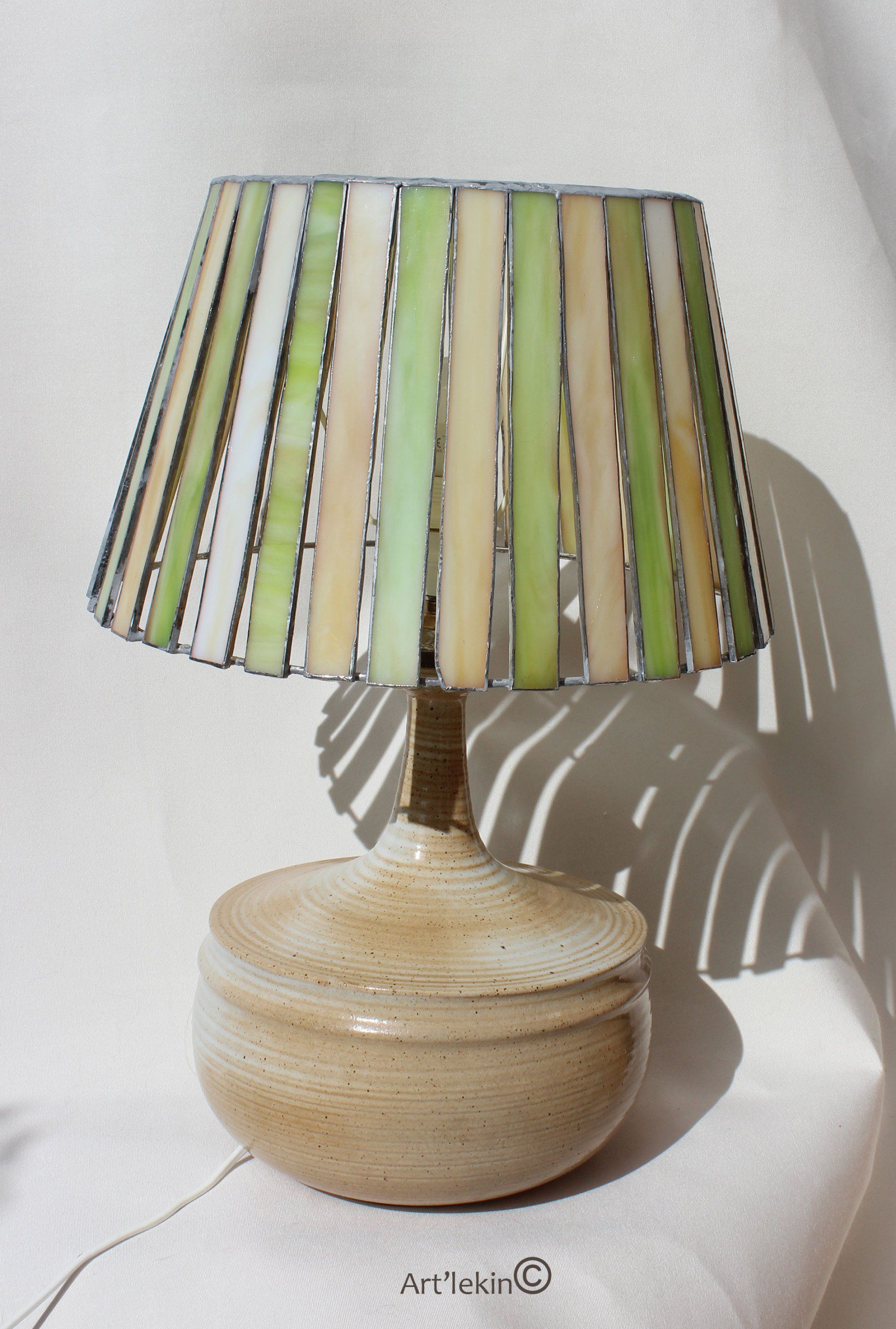 Luminaire avec abat jour Tiffany