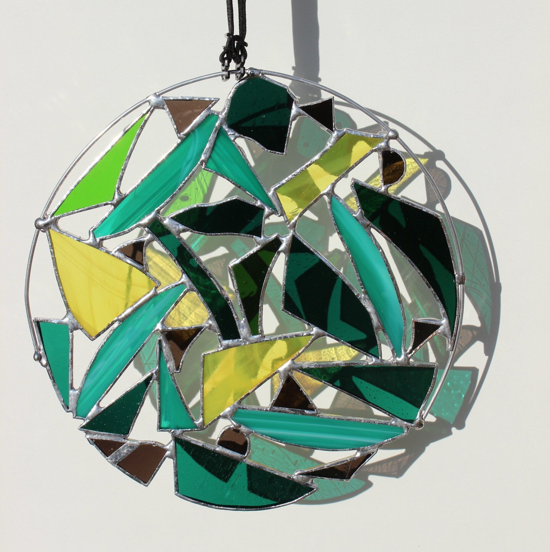 Art'lekin, suspensions, lune de verre