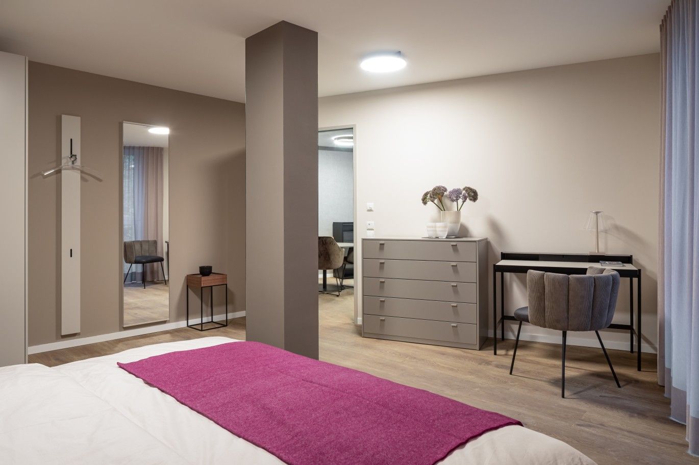 Pflegeapartments in Bayern, HIKV, Pflegeimmobilien als Kapitalanlage, Pflegeimmobilien in Bayern, Verkauf Pflegeimmobilien Bayern, Hohlfeld Immobilien, Seniorenheim in Bayern, Verkauf Pflegeimmobilien in Bayern, Sozialimmobilien in Bayern, Pflegeheim in Bayern, Pflegeimmobilien in Landshut, Betreutes Wohnen in Bayern, Betreutes Wohnungen in Landshut, Verkauf Betreutes Wohnen in Bayern