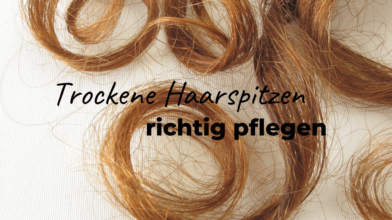 Hellbraune, trocken erscheinende lockige Haarenden. Daneben der Schriftzug
