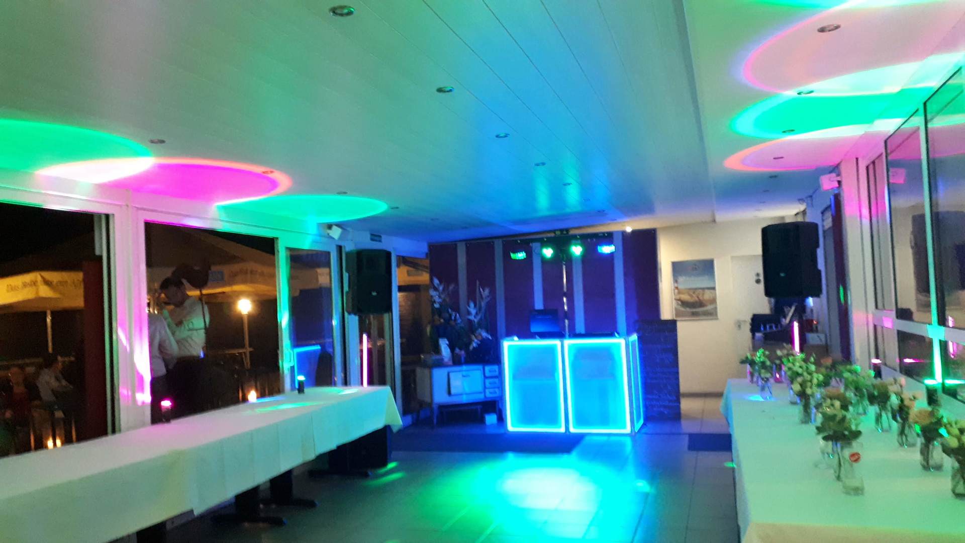 Equipment DJ Mark Kiss für Hochzeit in Aschaffenburg Lightcans