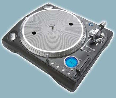 Equipment DJ Mark Kiss für Hochzeit in Aschaffenburg Numark TTX