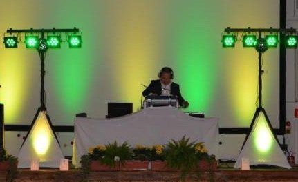 2 Lichtstative im Einsatz mit DMX Steuerung 2 Lichtstative von DJ Mark Kiss in Wenigumstadt