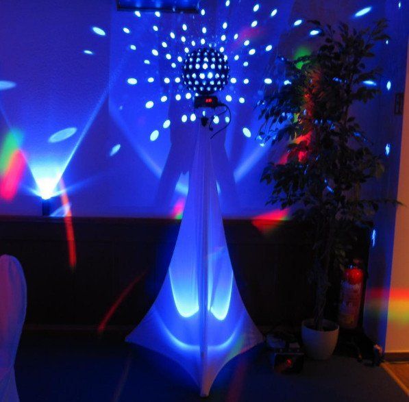 DJ Mark Kiss DJ für Hochzeit und mehr Eurolite B-40