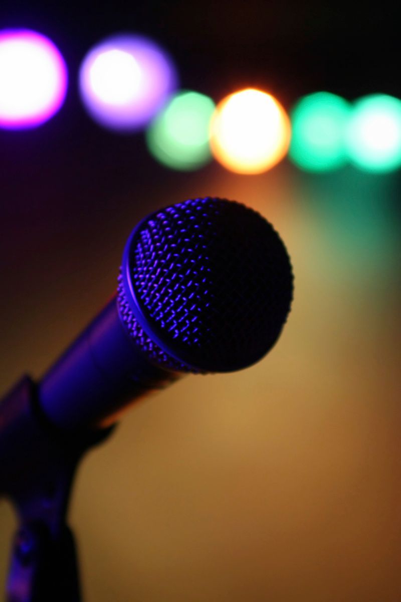 guitarra bajo flamenca clásico ukelele arco violín contrabajo cellos piano teclado batería percusión bongos cajones cajón caja carrillón platos timbales violín flautas cornetas clarinete fagot acordeón trombón trompeta saxo trompa amplificador columna micrófono monitores altavoz pa altavoces mesa de mezcla procesador cajaderitmos otros