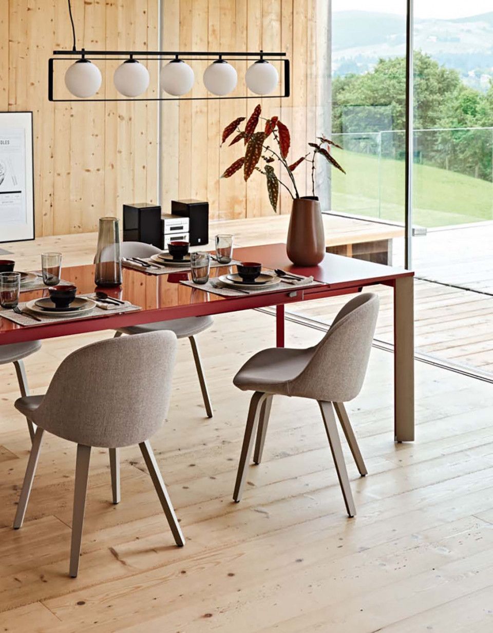 Edler heller, beiger Sonny Designstuhl der Marke Midj in Borna bei Leipzig