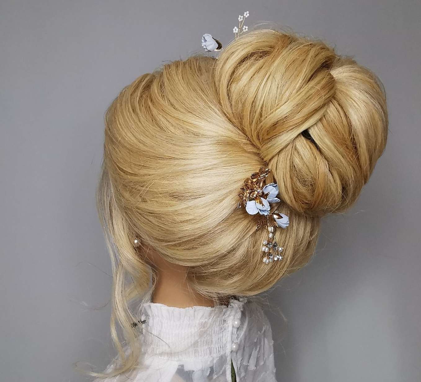 3 DAY INTENSIVE HAIR UP COURSE FOR WEDDINGS, PROM AND EVENTS. IN PERSON HANDS ON HAIR UP COURSE ACCREITED WITH ABT