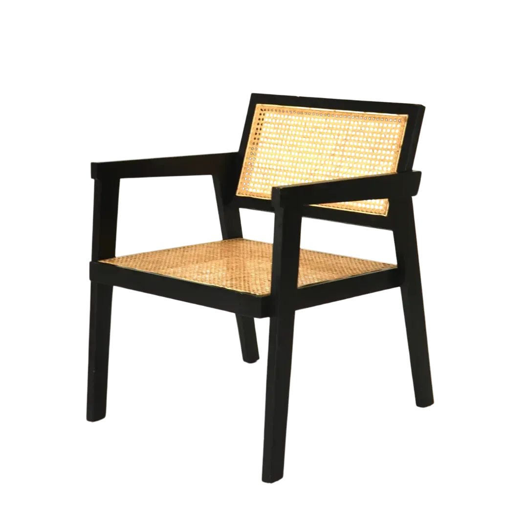 Design Stuhl Mietstudio Fotostudio Leipzig Kleines Loft Beauty-Shooting Requisite Photo: Nicole Kurhanska