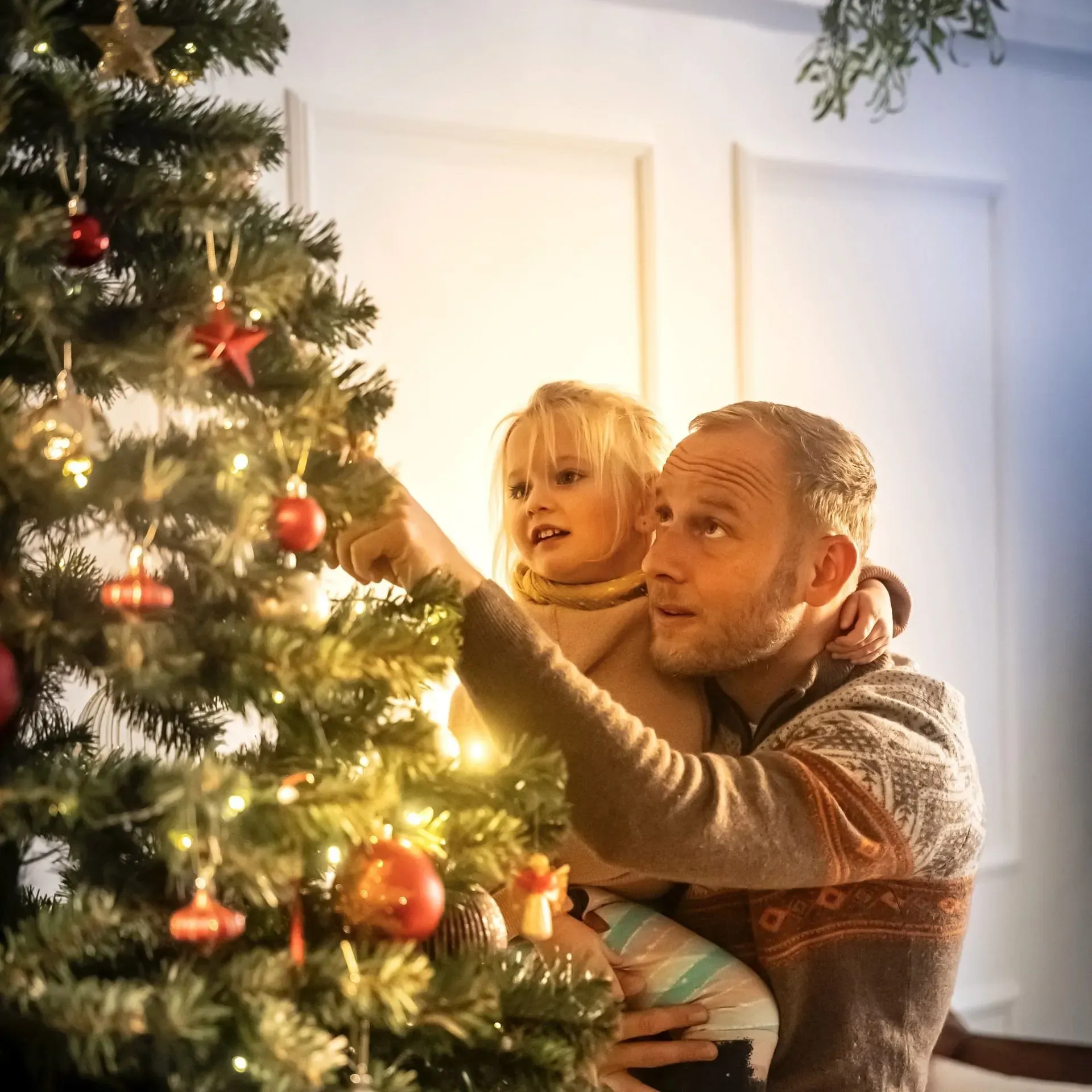 Fotoshooting Weihnachten Familie und Kinder Fotostudio und Mietstudio Kleines Loft Leipzig Weihnachtsdekoration