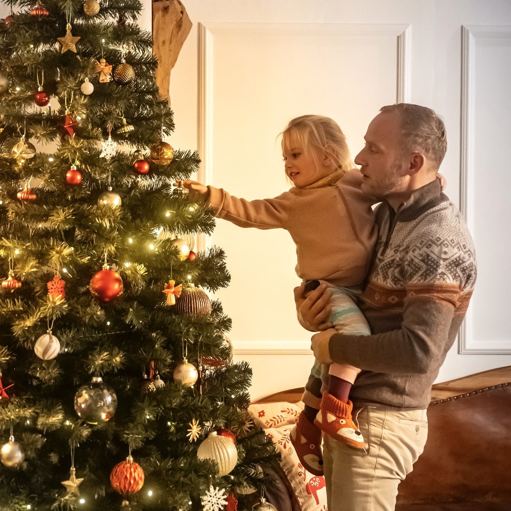 Fotoshooting Weihnachten Familie und Kinder Fotostudio und Mietstudio Kleines Loft Leipzig Weihnachtsdekoration