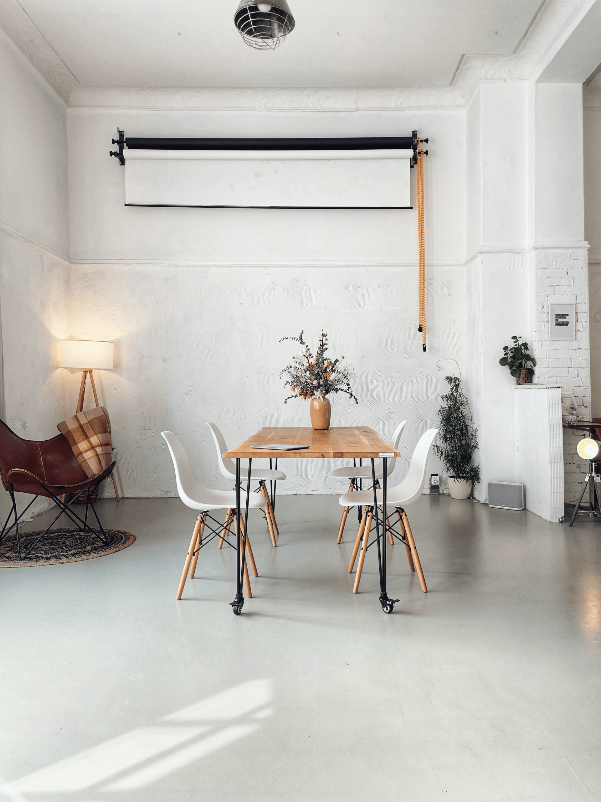 Helles und professionelles Mietstudio Fotostudio mieten nahe Dresden Kleines Loft in Leipzig