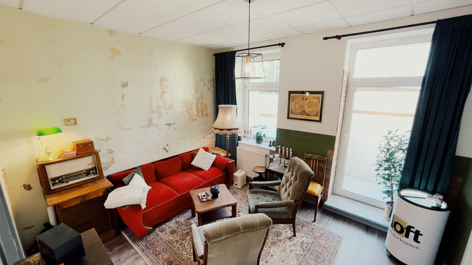 Helles und professionelles Mietstudio Fotostudio mieten nahe Braunsbedra Kleines Loft in Leipzig